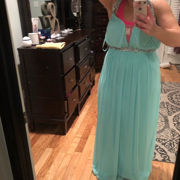 Junior Size 15 Mint Colored ball gown!!! - Picture 4 of 4